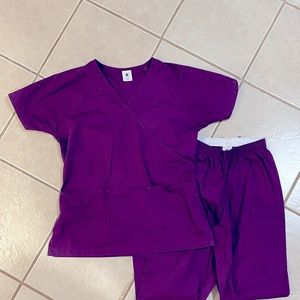 Women’s eggplant purple scrub set